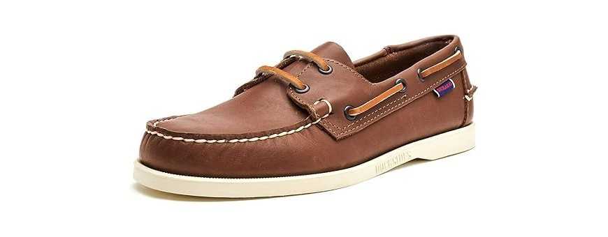 Men's boat shoes