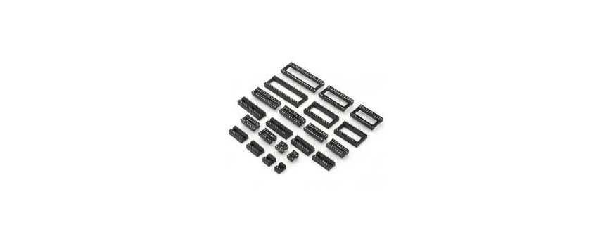 Integrated circuit sockets and plugs