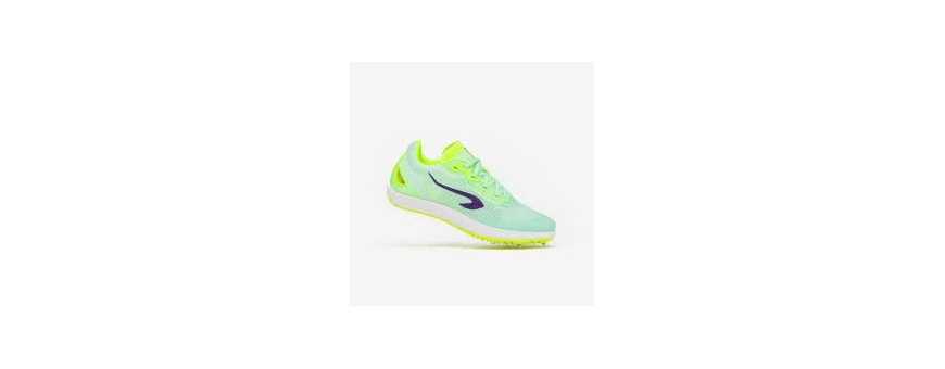 Men's athletic shoes