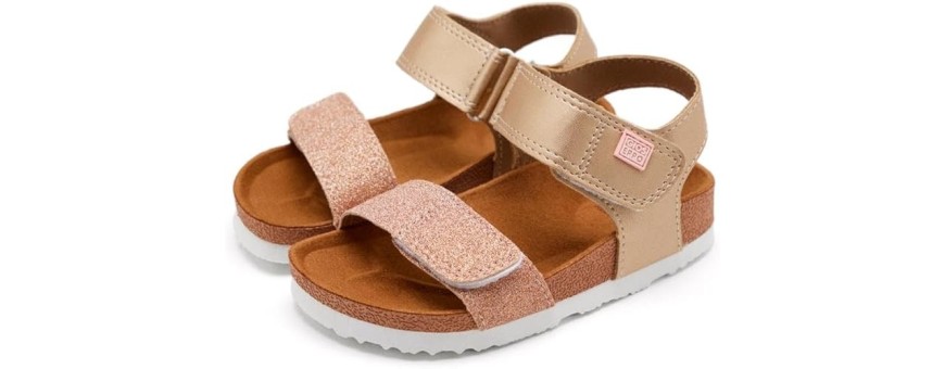 Girl's sandals
