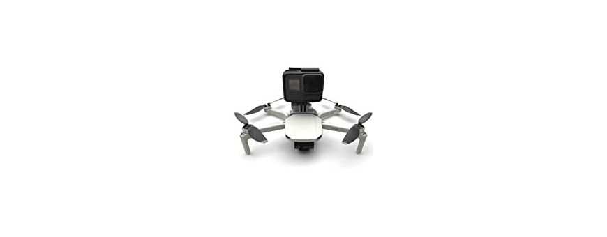 Docking stations for digital cameras