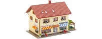 Industrial and commercial buildings for model railroading