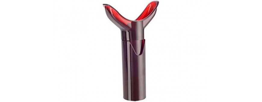 Lip plumping devices