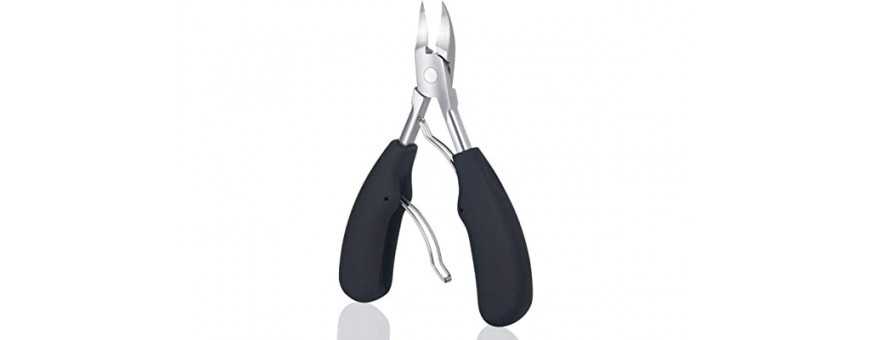 Nail nippers